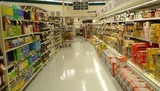 Rótulos feitos para adultos confundem pais na compra de alimentos para crianças